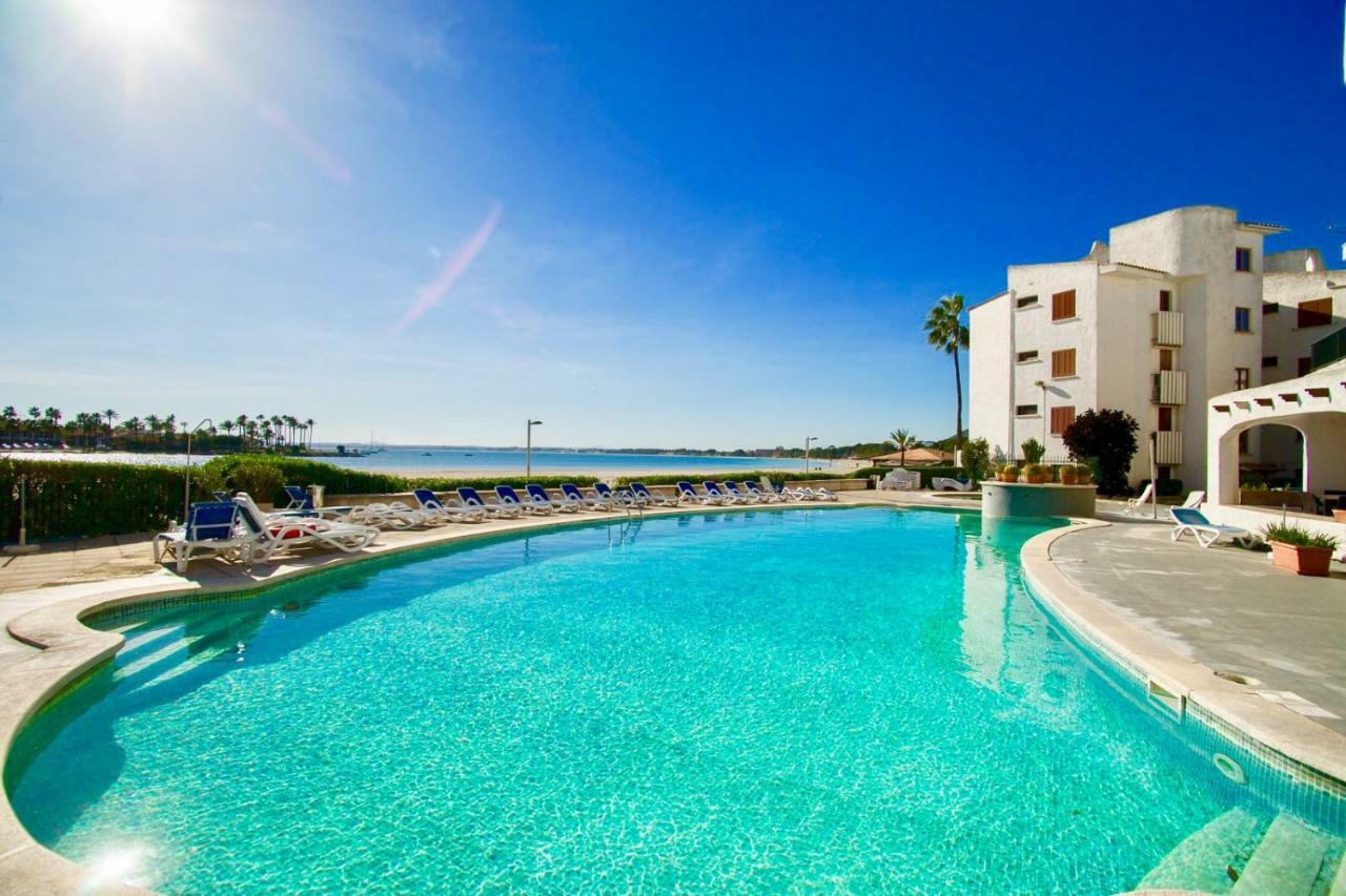 Beachfront Apartment Port de Alcudia  ภายนอก รูปภาพ